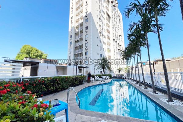 Lindo Apartamento 02 Quartos com Varanda condomínio completo em Irajá (Tudo Azul)
